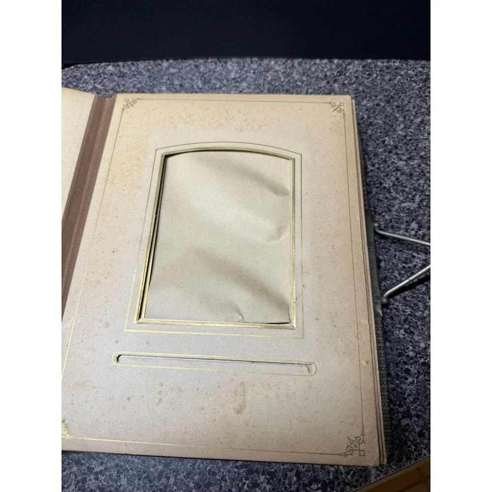 Antique Victorian Leather Photo Album Cabinet Card CDV Brass Clasp 11